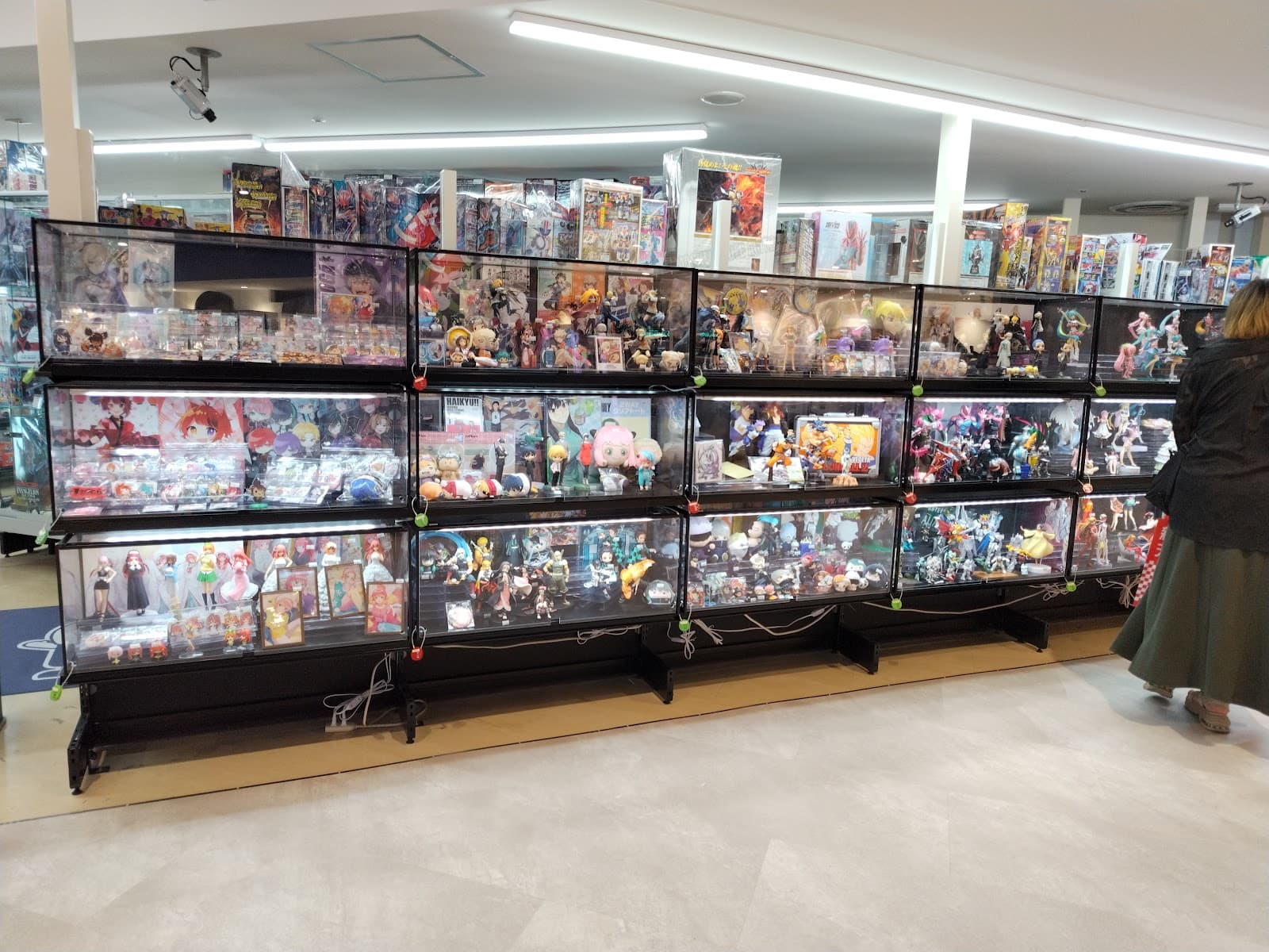 Book-Off Fukuoka Tenjin — photo 2