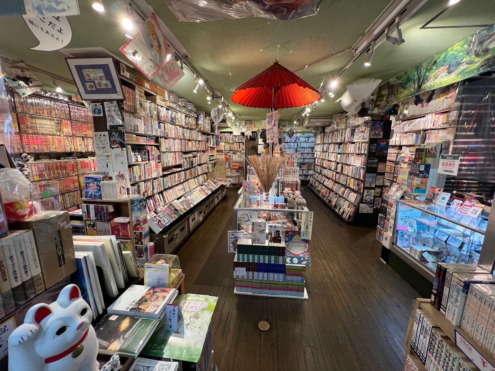 Comic Takaoka (Jimbocho) — photo 1