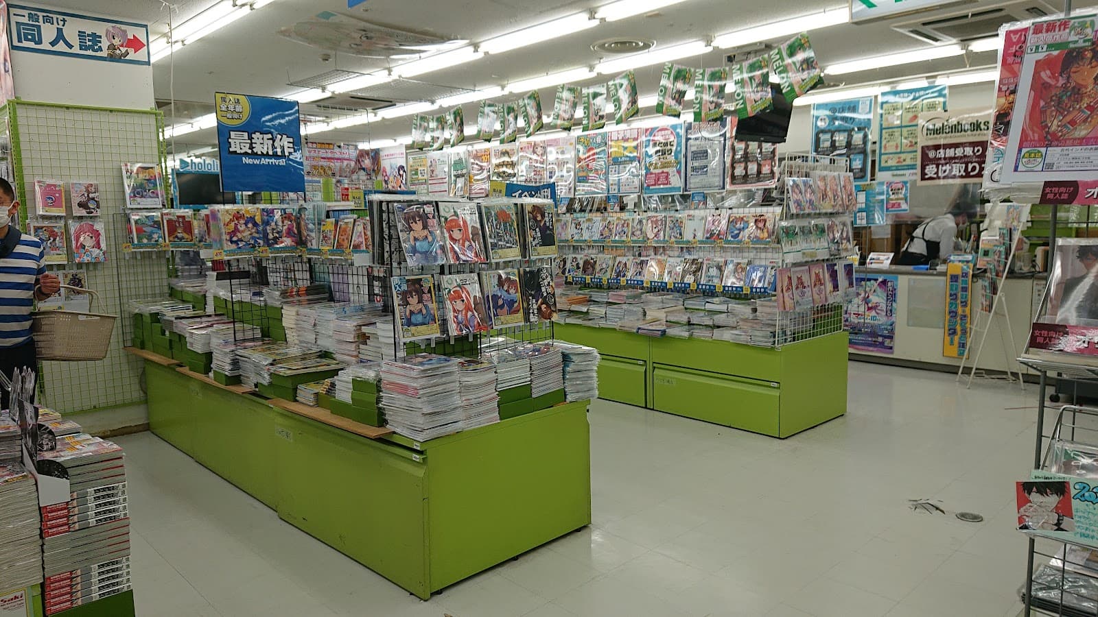 Melonbooks Osaka Nipponbashi — photo 1