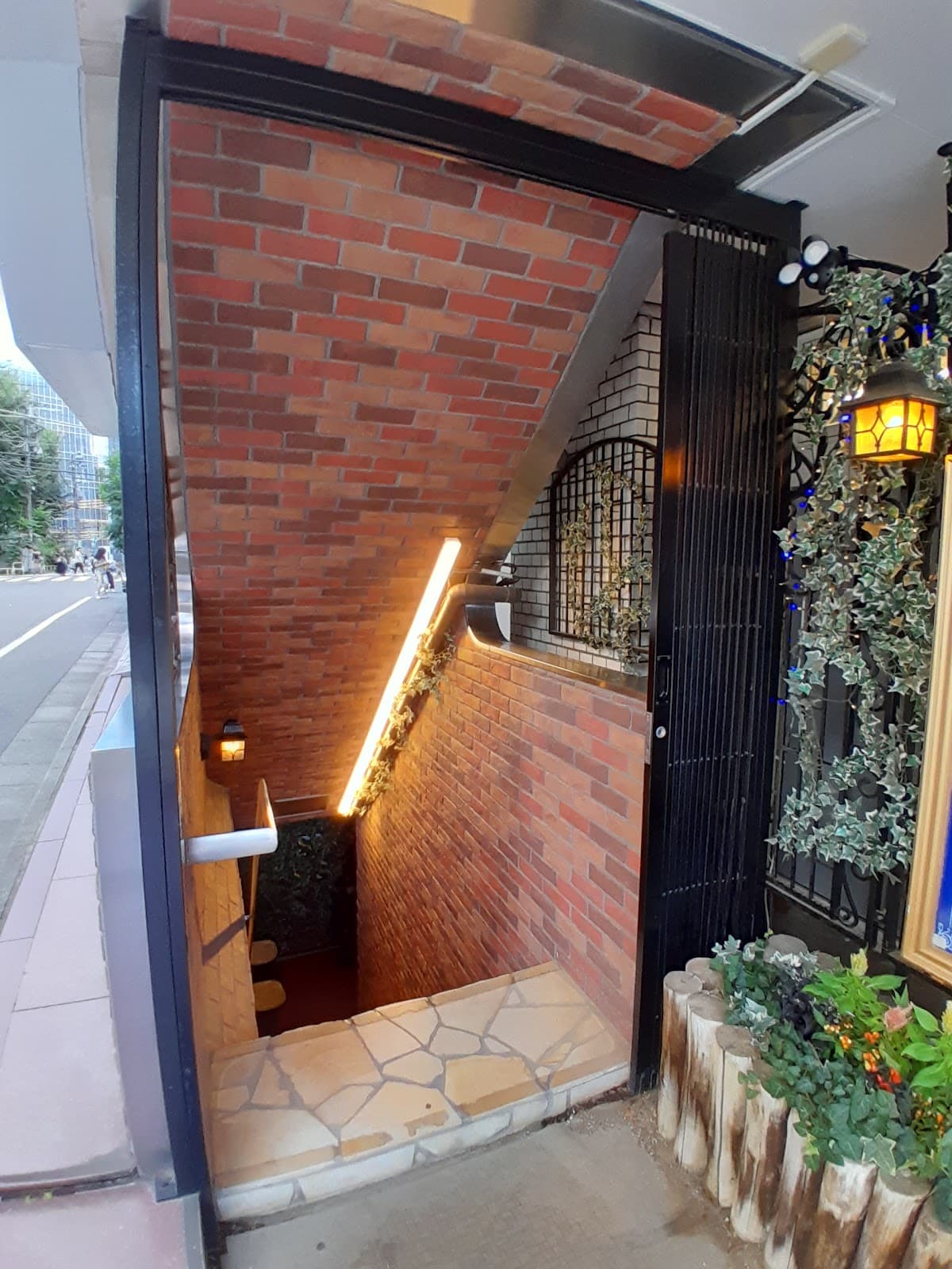 Swallowtail Butlers Cafe
